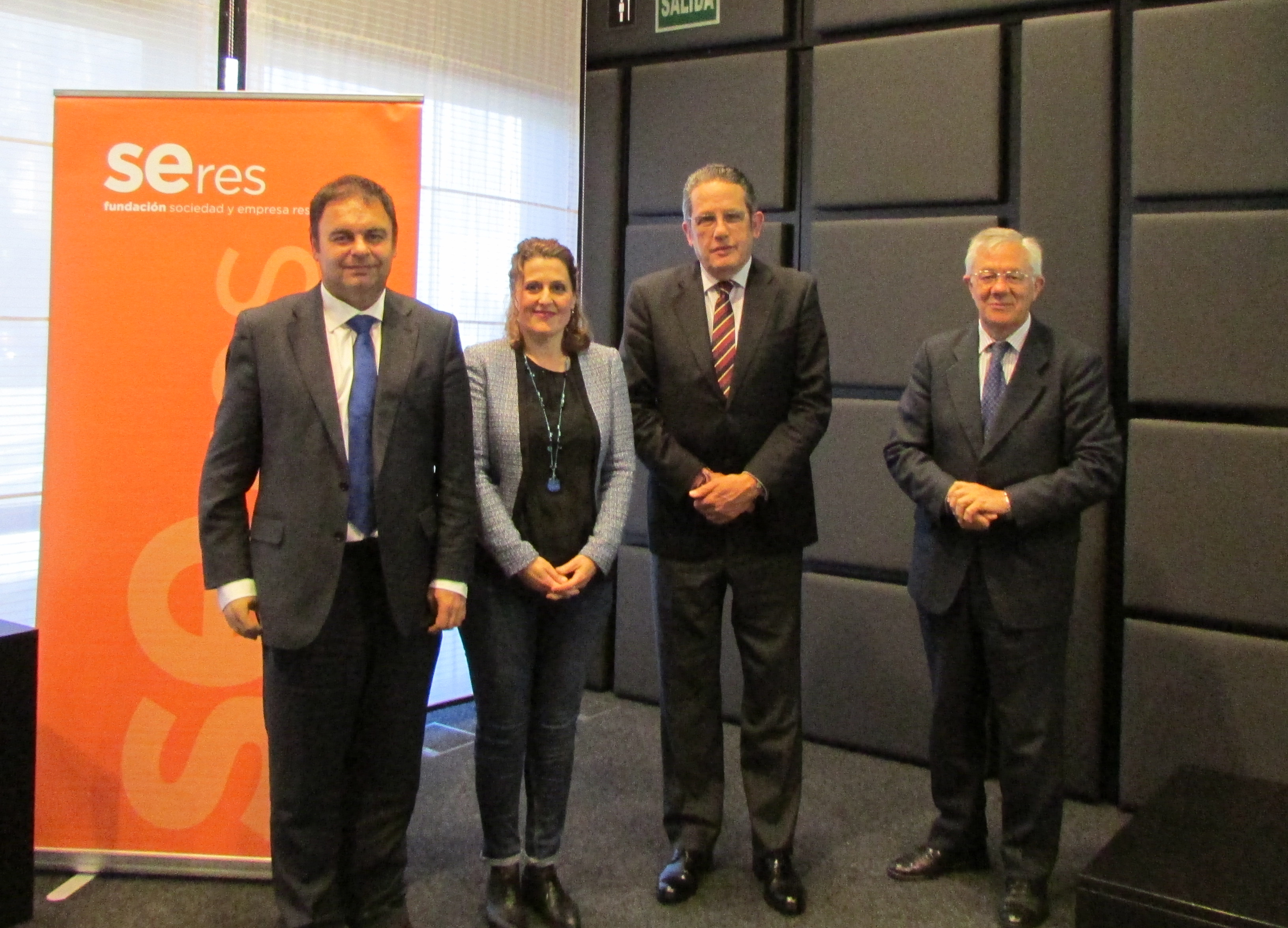 Fundación SERES y Plataforma del Voluntariado de España celebran una jornada formativa sobre el nuevo marco legal del voluntariado 